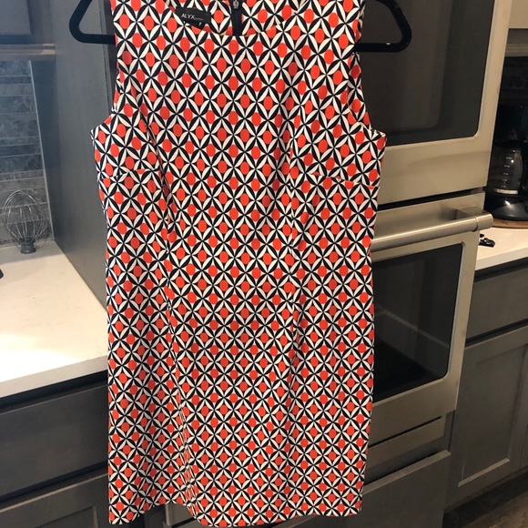 Dresses & Skirts - Dress